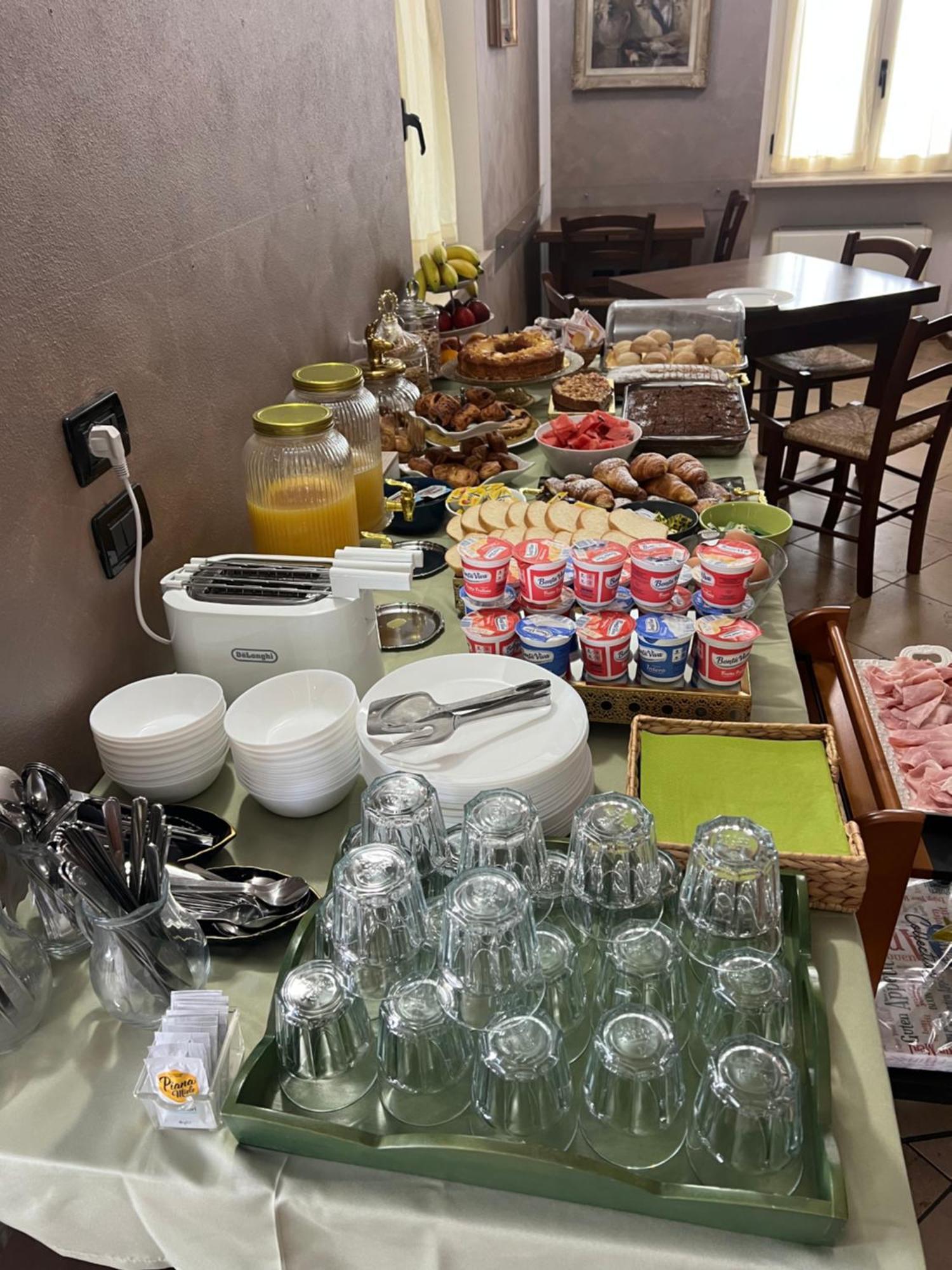 Albergo Quatro Pini Pozzolengo Exteriör bild