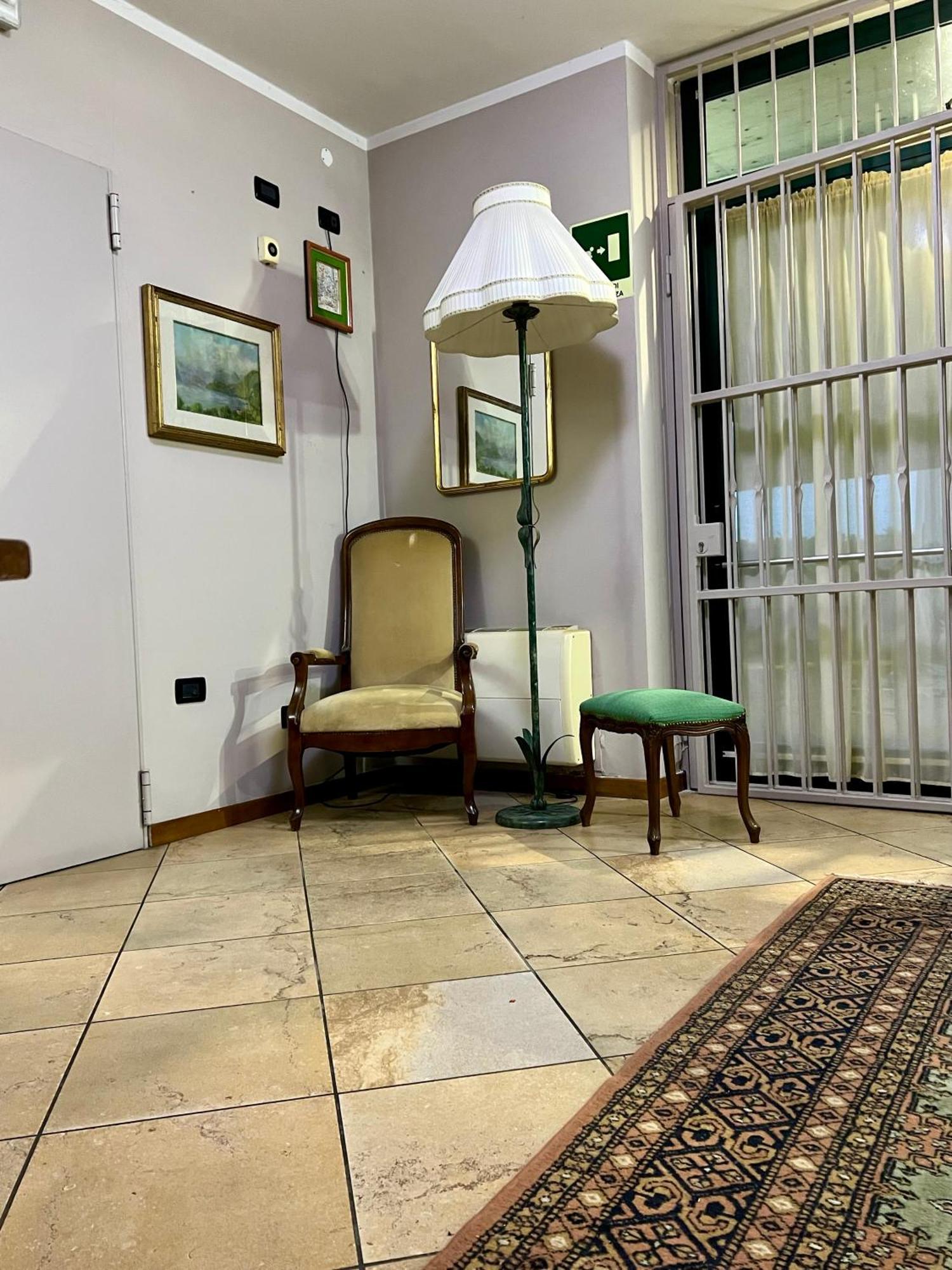 Albergo Quatro Pini Pozzolengo Exteriör bild