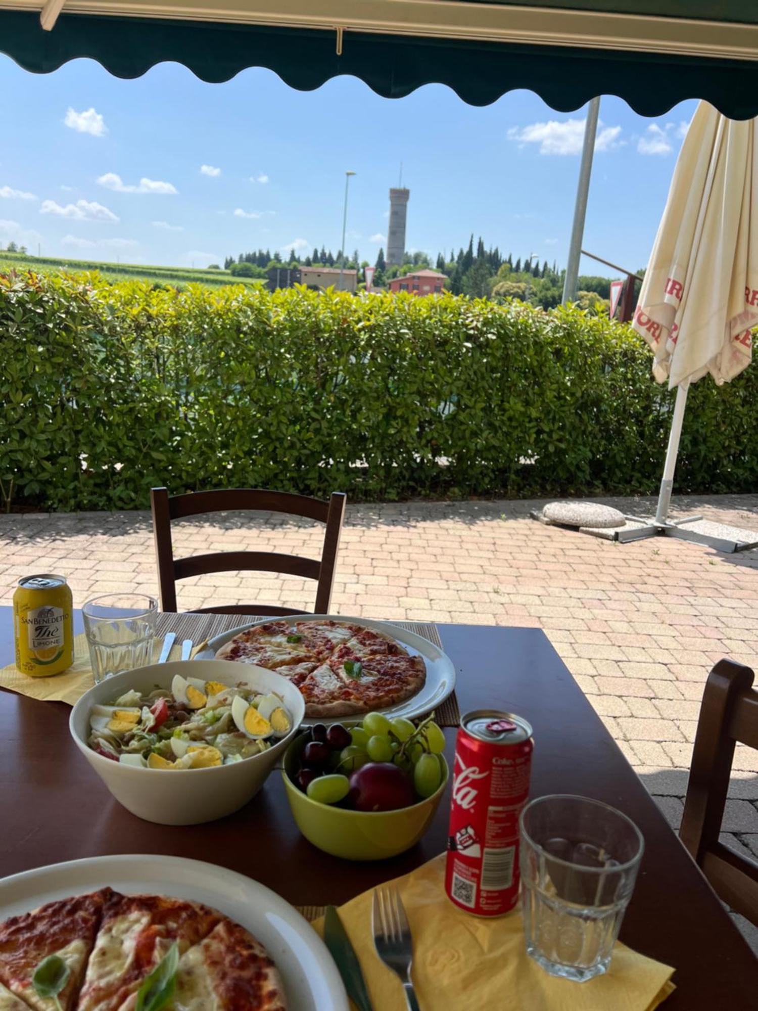 Albergo Quatro Pini Pozzolengo Exteriör bild