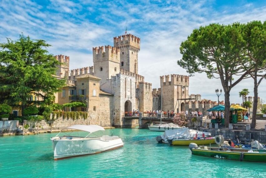 Albergo Quatro Pini Pozzolengo Exteriör bild