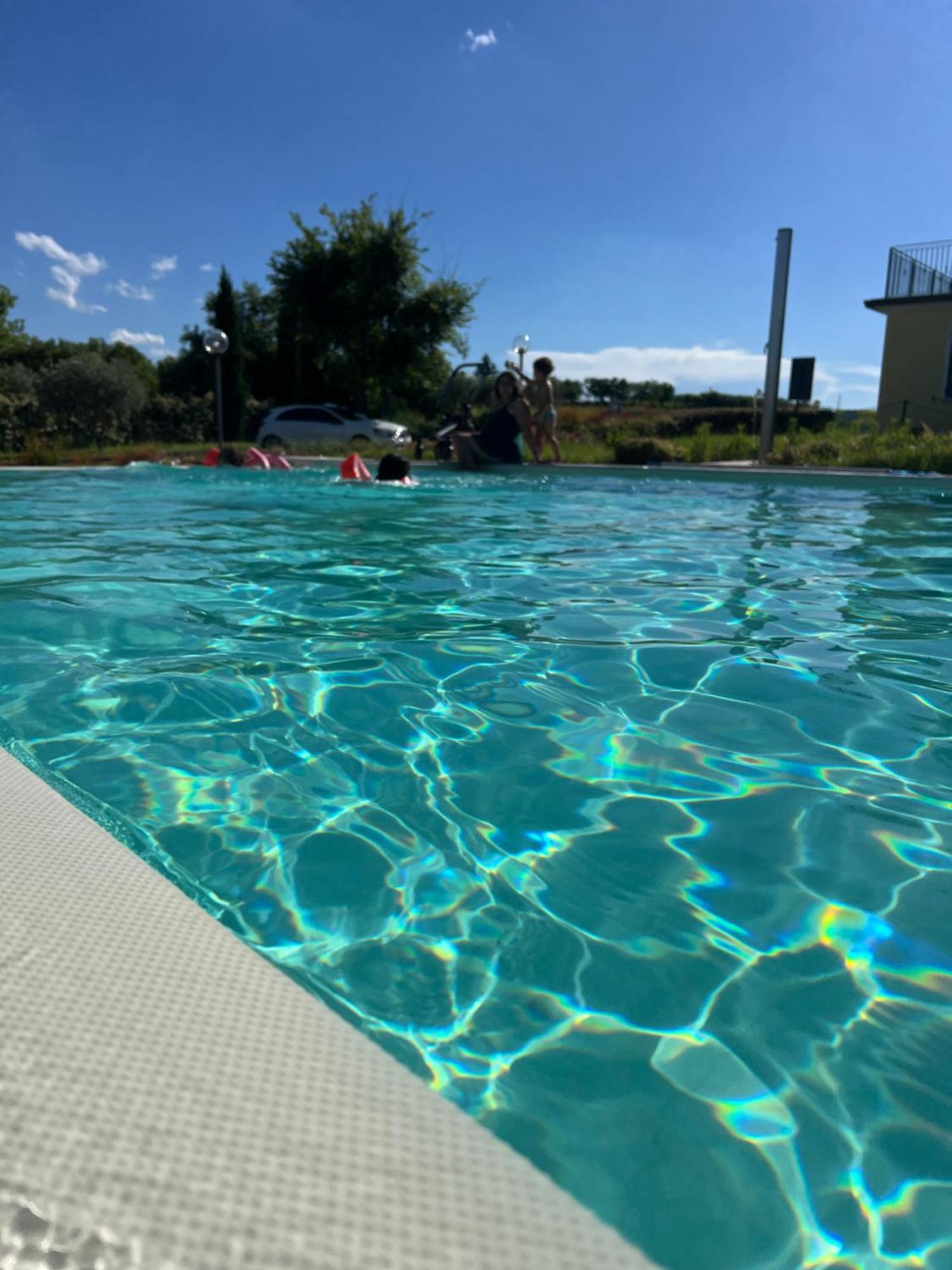 Albergo Quatro Pini Pozzolengo Exteriör bild