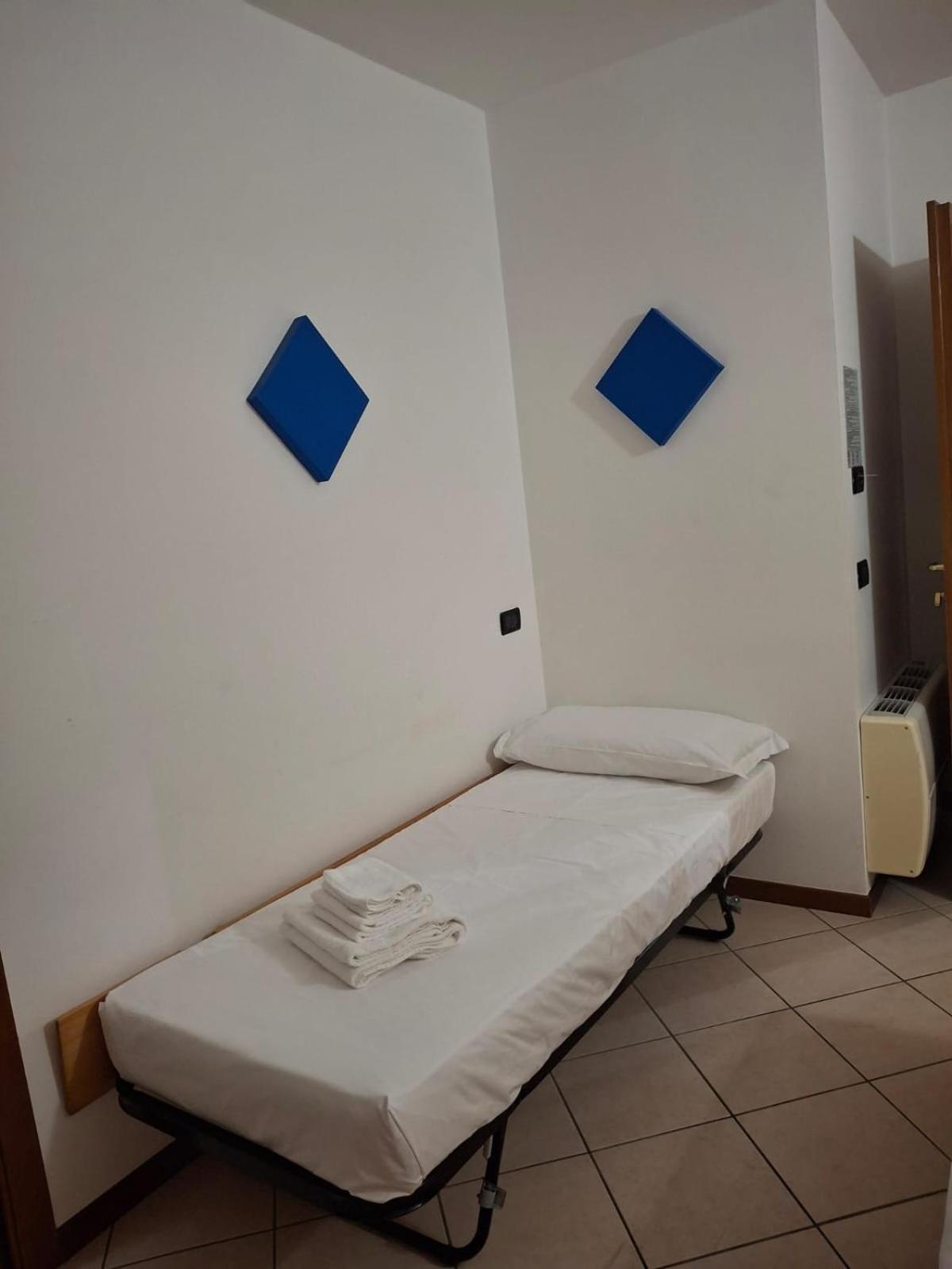 Albergo Quatro Pini Pozzolengo Exteriör bild